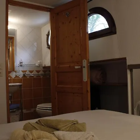 Peniche Le Black Mountain 船屋